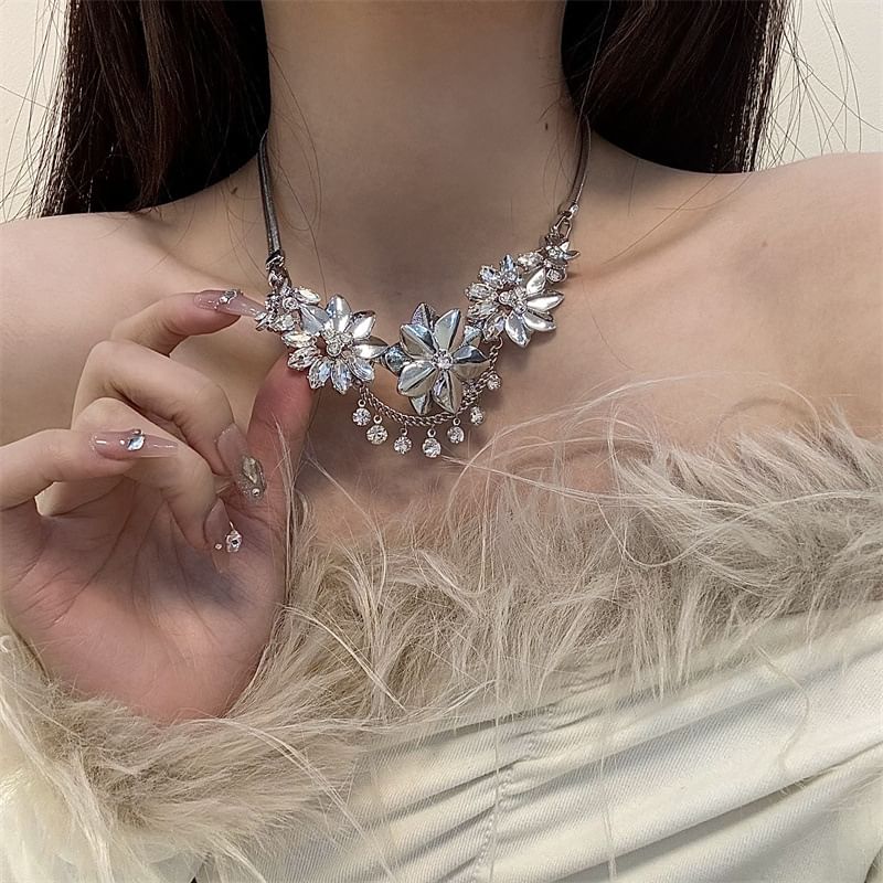 Fringed Floral Necklace Rhinestone