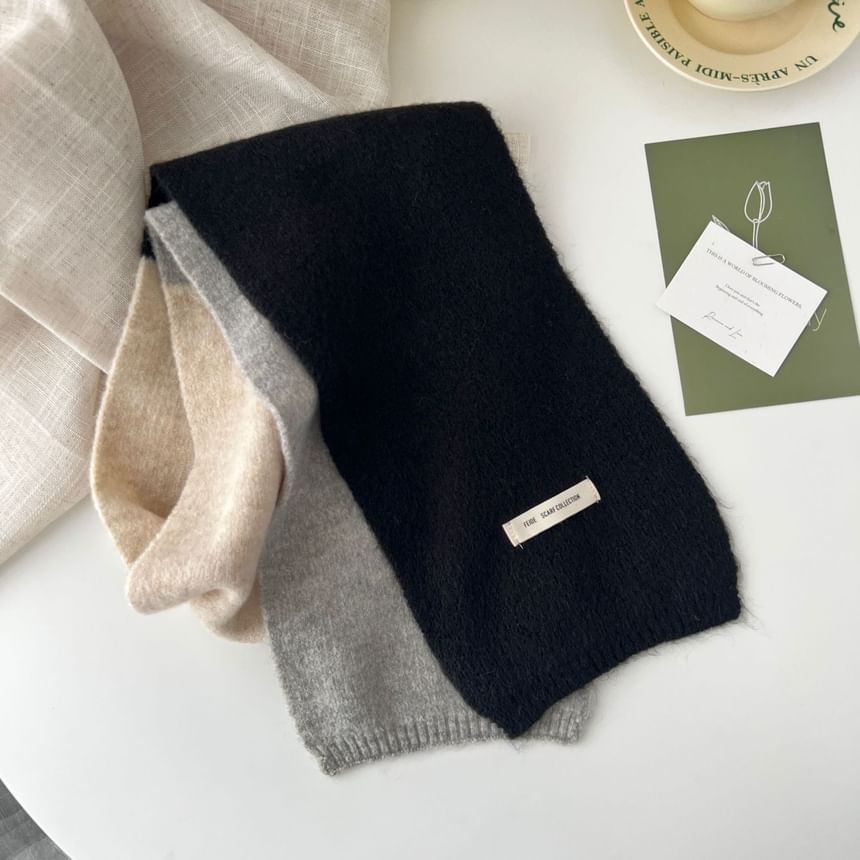 Knit Color Block Scarf