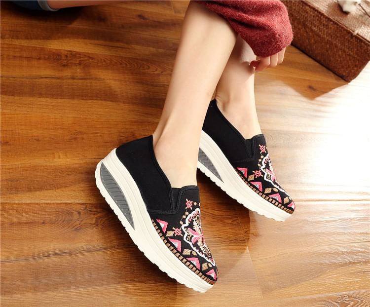 Slip Embroidered Ons Platform