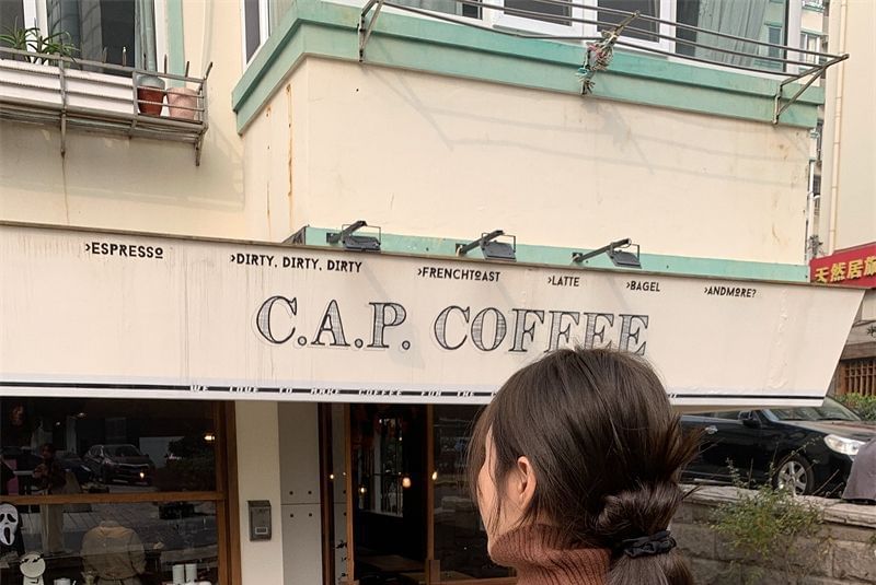 Cold-Shoulder Sweater Turtleneck Loose-Fit Plain