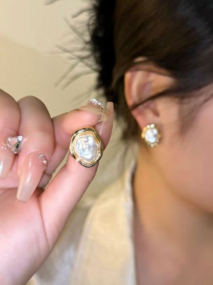 Faux Stud Irregular Pearl Ear
