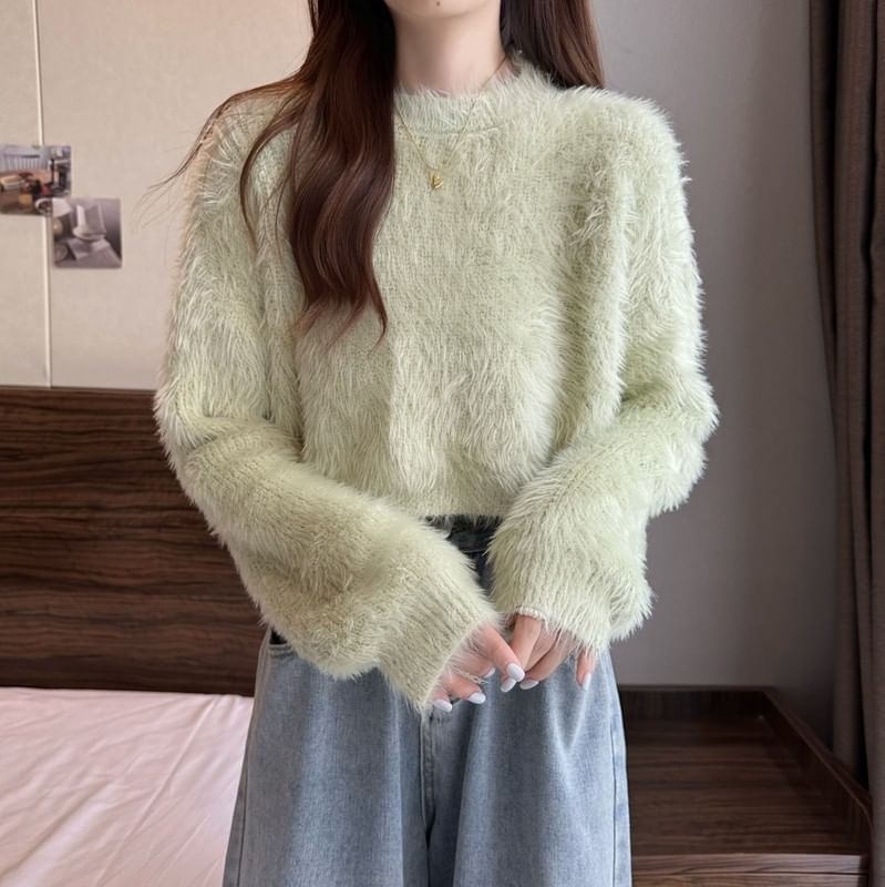 Crewneck Plain Woolen Oversize Cropped Sweater