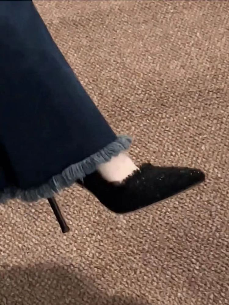 Toe Tweed Pumps Pointed