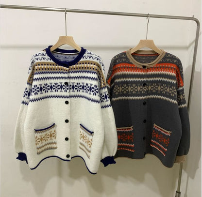 Crewneck Cardigan Button-Up Pattern