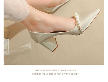 Pointy High Heel Pumps