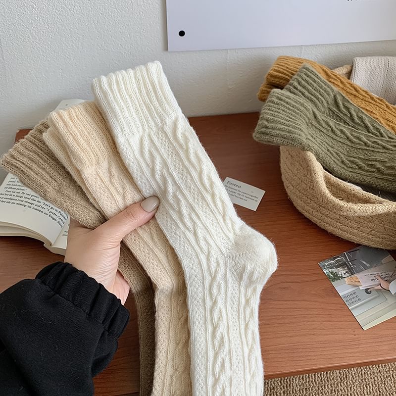 Plain Cable Knit Socks