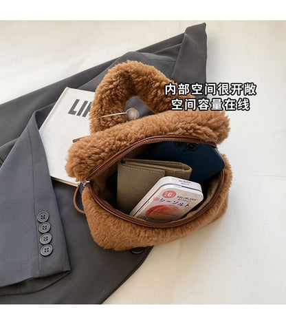 Crossbody Bag Charm / Faux Shearling Set