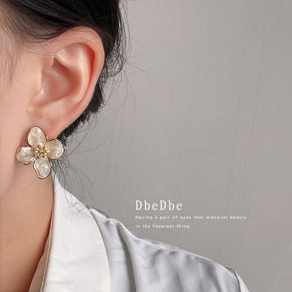 Ear Glaze Floral Alloy Cuff