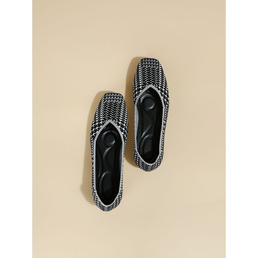 Pointed Flats Woven