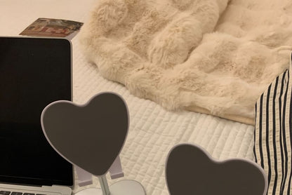 Heart Plastic Desktop Phone Stand