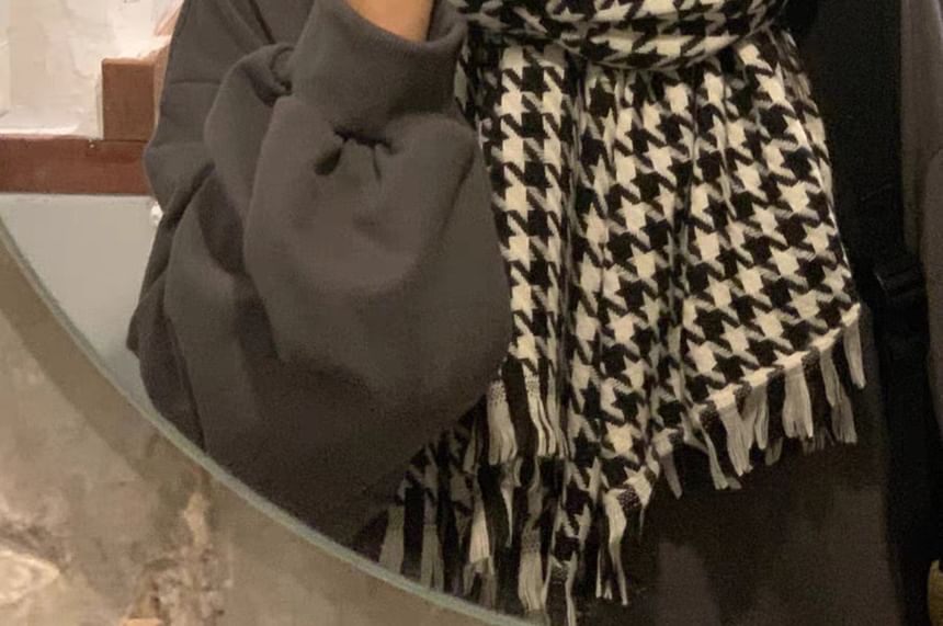 Scarf Houndstooth