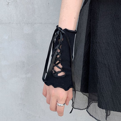 Ribbon Lace-Up Fingerless Gloves