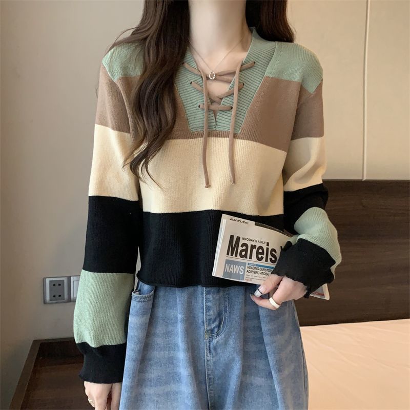 V-Neck Lace-Up Block Sweater Color