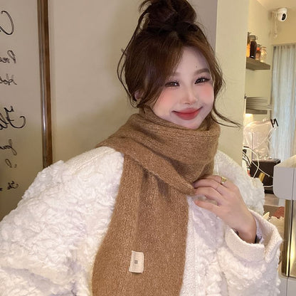 Applique Scarf Label