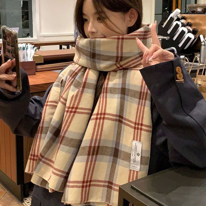 Scarf Tasseled Houndstooth