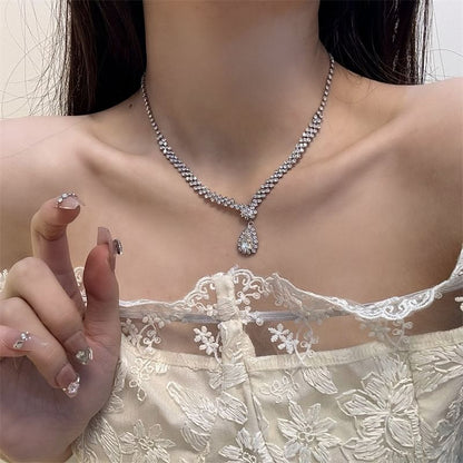 Necklace Rhinestone Drop