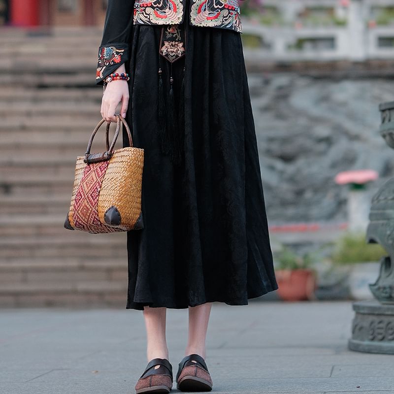 Long-Sleeve Crew Neck Plain T-Shirt / Mid Rise Hanfu Floral Maxi A-Line Skirt / Patterned Vest