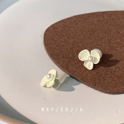 Earring Faux Pearl Clip-On Floral