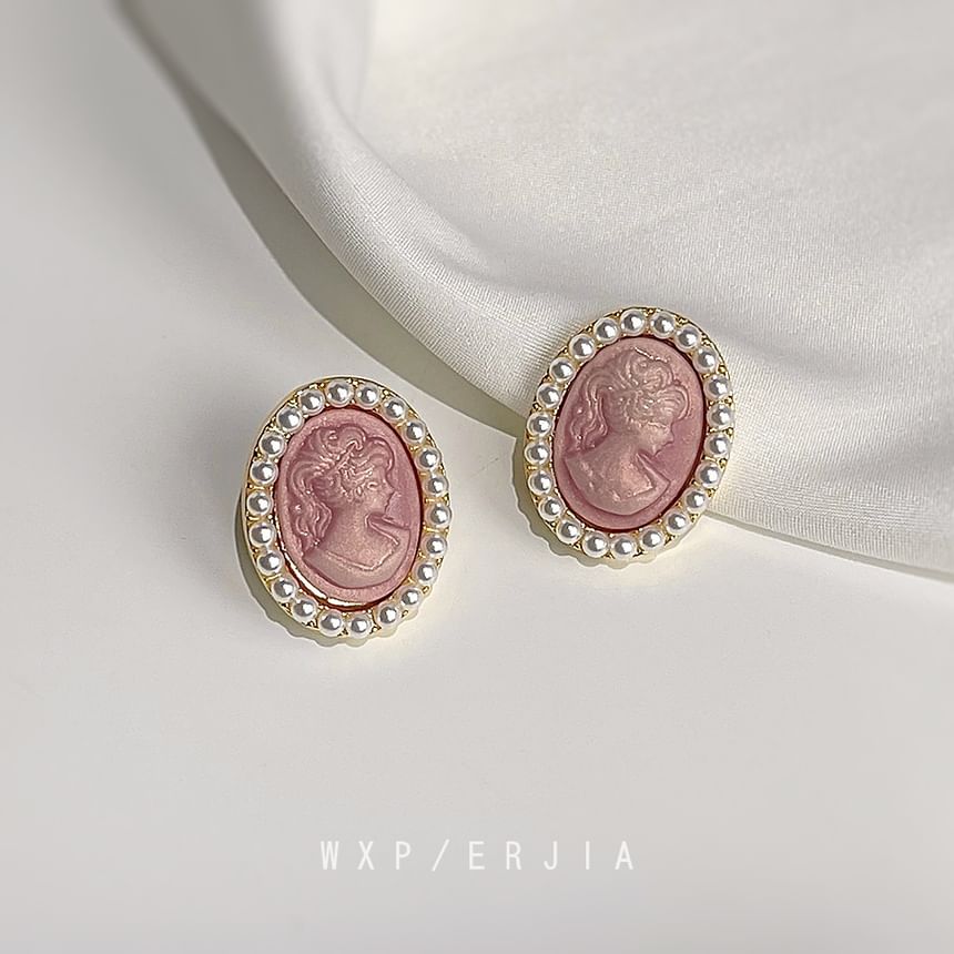 Earring Faux Face Clip-On Pearl