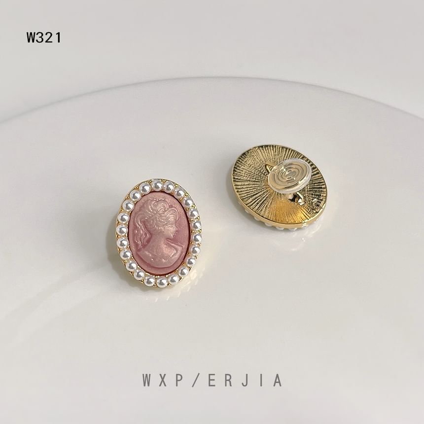 Earring Faux Face Clip-On Pearl