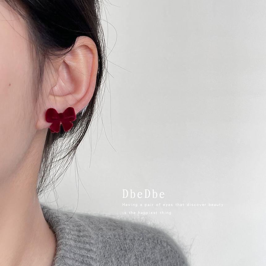 Bow Clip-On Earring Velvet