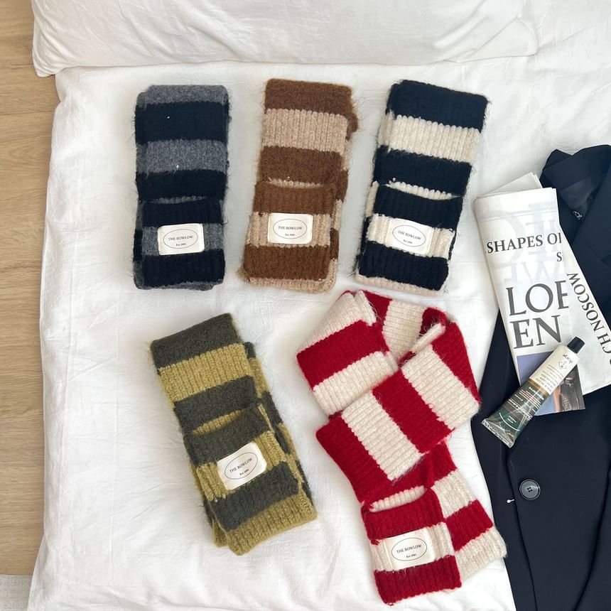 Striped Knit Scarf Light