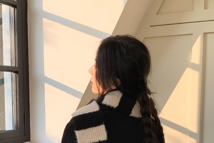 Striped Knit Scarf Light