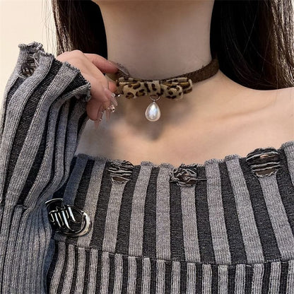 Print Faux Pendant Droplet Pearl Bow Leopard Choker