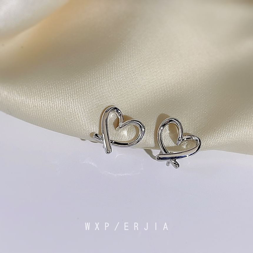 Alloy Ear Heart Cuff