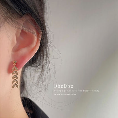 Dangle Leaf Alloy Earring