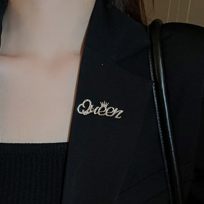 Designs) Brooch (Various