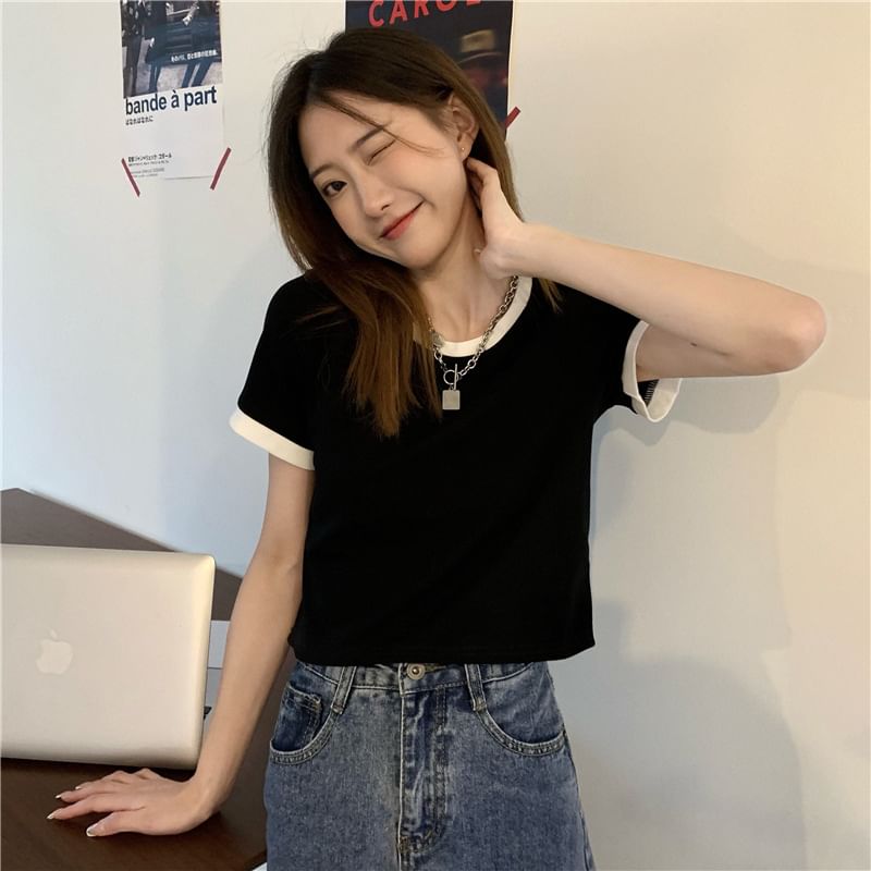 Crew T-Shirt Neck Contrast Crop Trim Short-Sleeve