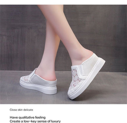 Chaussures à lacets à semelle compensée dissimulée