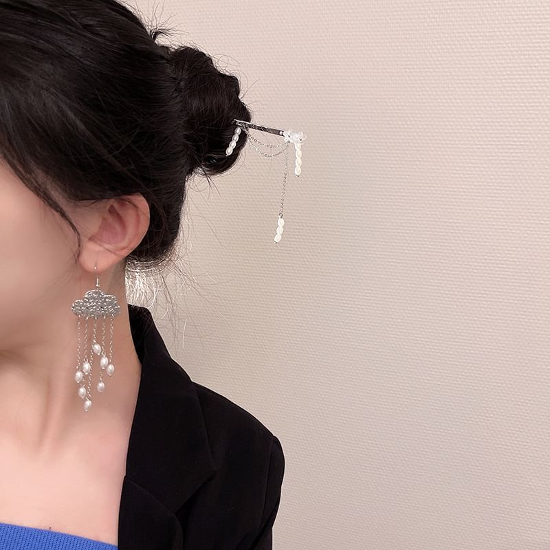 Faux / Pearl Floral Stick Hair Chandelier Alloy Earring