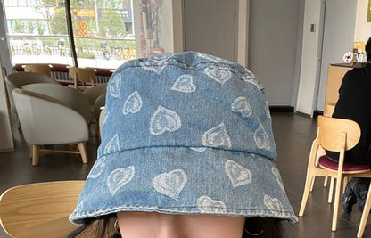 Heart hat Print Denim Washed Bucket