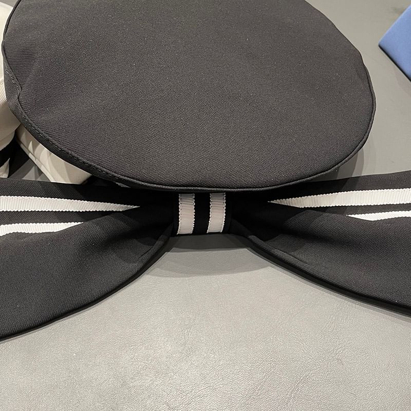 Bow Hat Accent Sailor