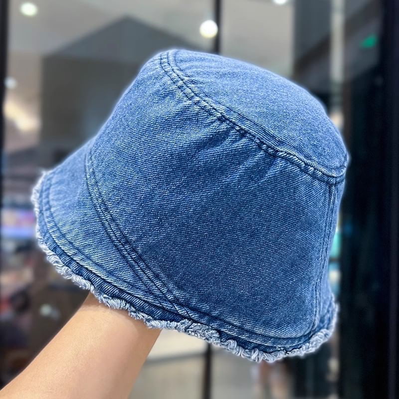 Bucket Hat Frayed Denim Washed