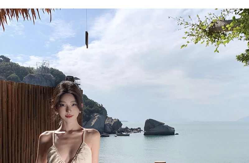 Plain A-Line Cutout Dress V-Neck Maxi Spaghetti Strap