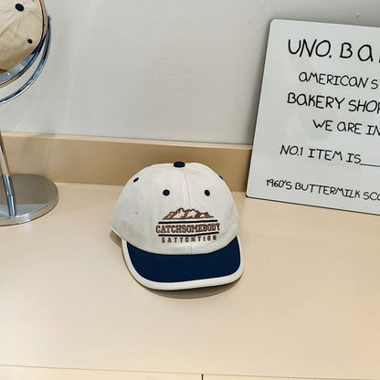 Panel Cap Embroidered Color Short Brim Lettering