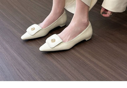 Flower Loafers Accent