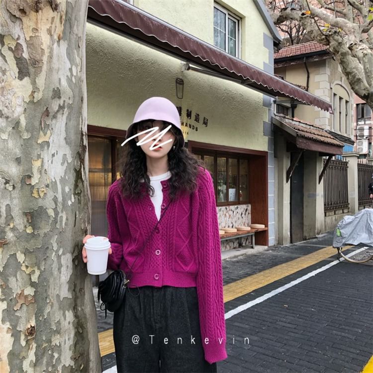 Knit Button-Up Cable Plain Cardigan