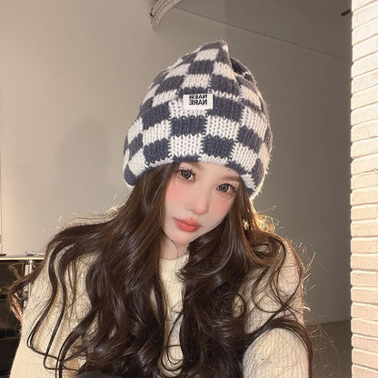 Lettering Knit Beanie Applique Checker