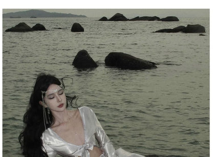 Maxi Dress Cutout V-Neck Long-Sleeve A-Line