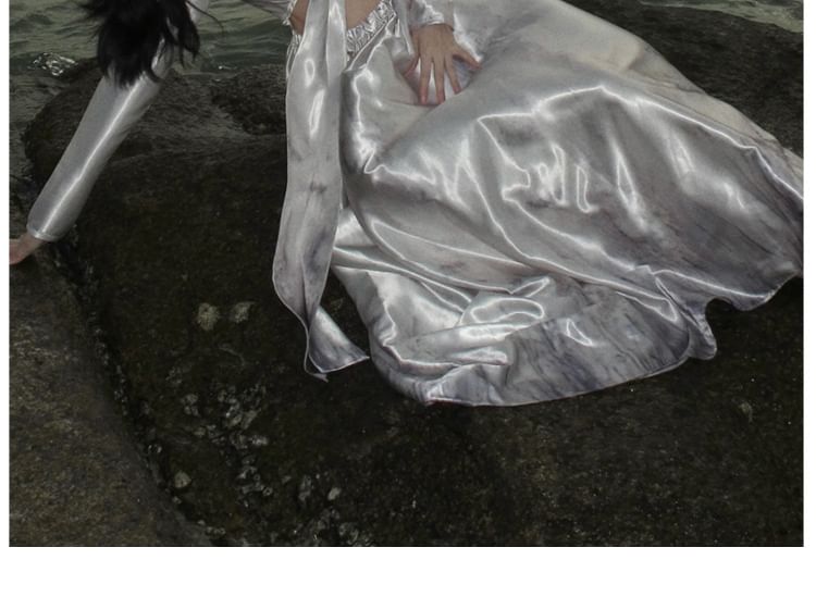 Maxi Dress Cutout V-Neck Long-Sleeve A-Line