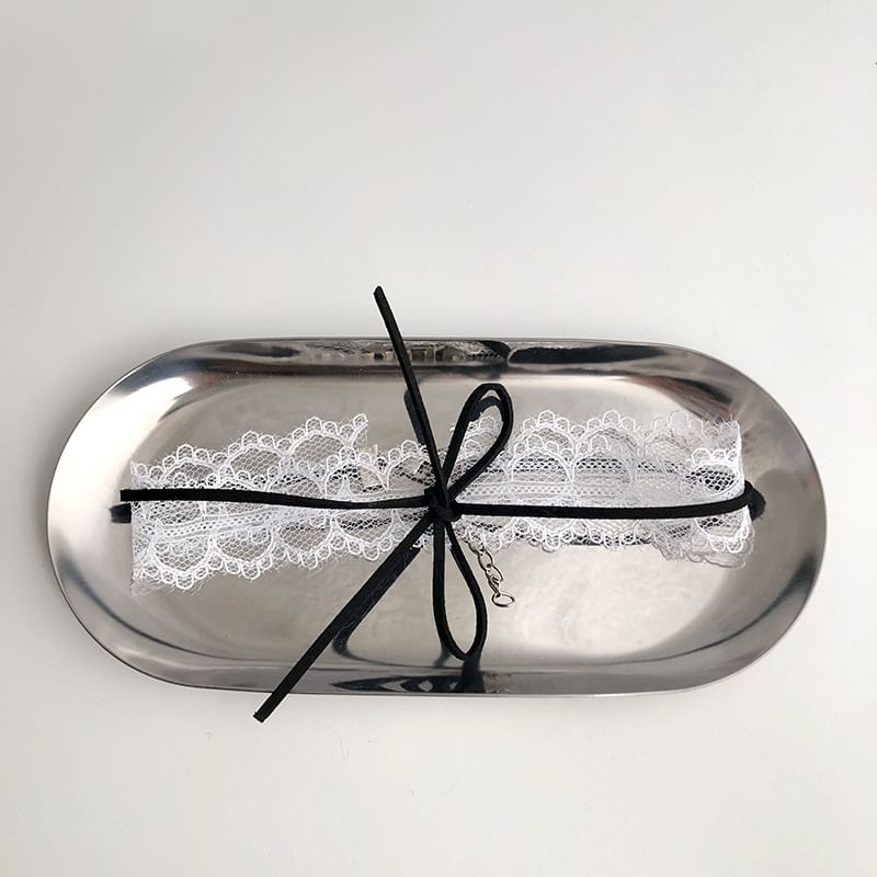 Lace Choker Bow