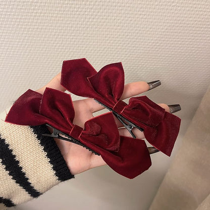Velvet 2: of Hair Set Bow Clip
