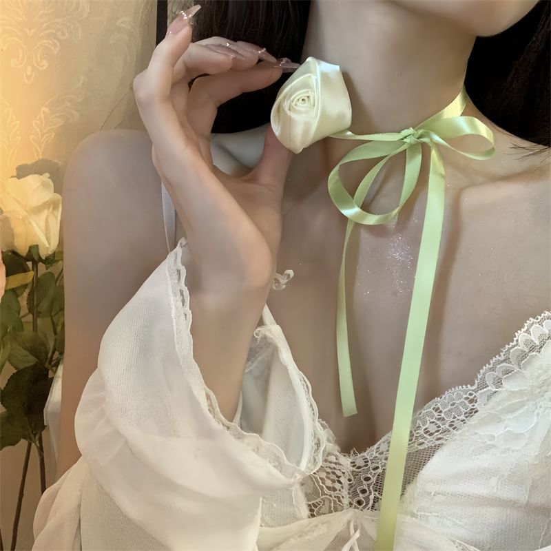 Ribbon Choker Rose