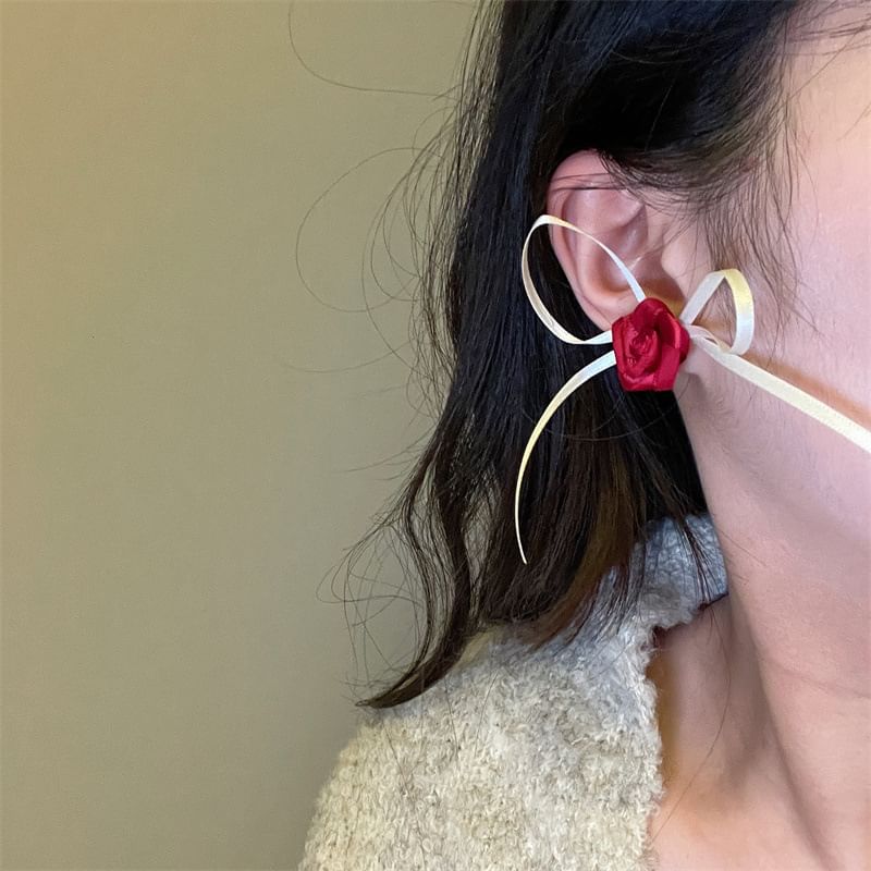 Rose Ribbon Stud Earring