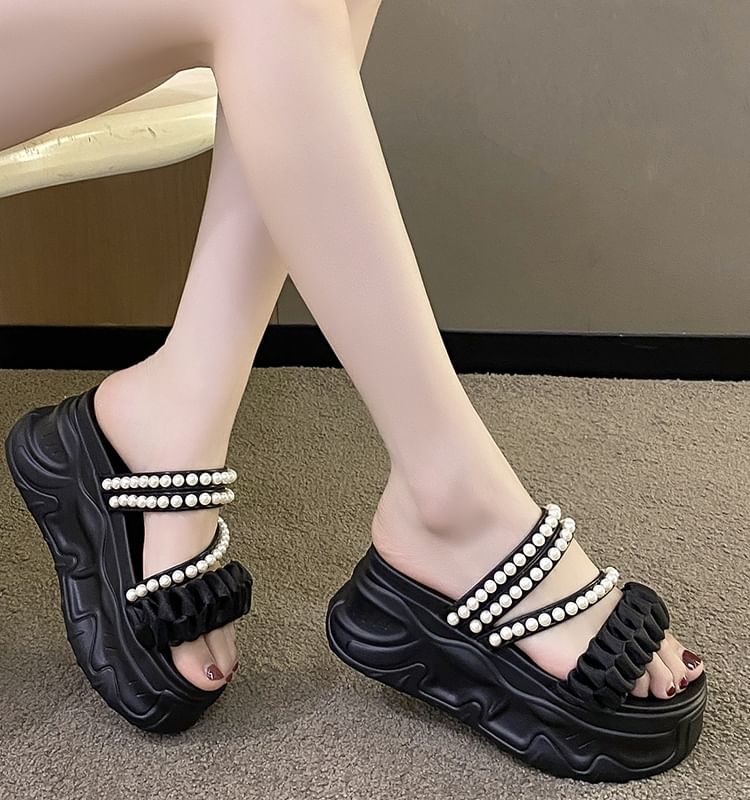Faux Platform Pearl Sandals