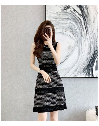 Sleeveless Round Neck Patterned Knit Mini A